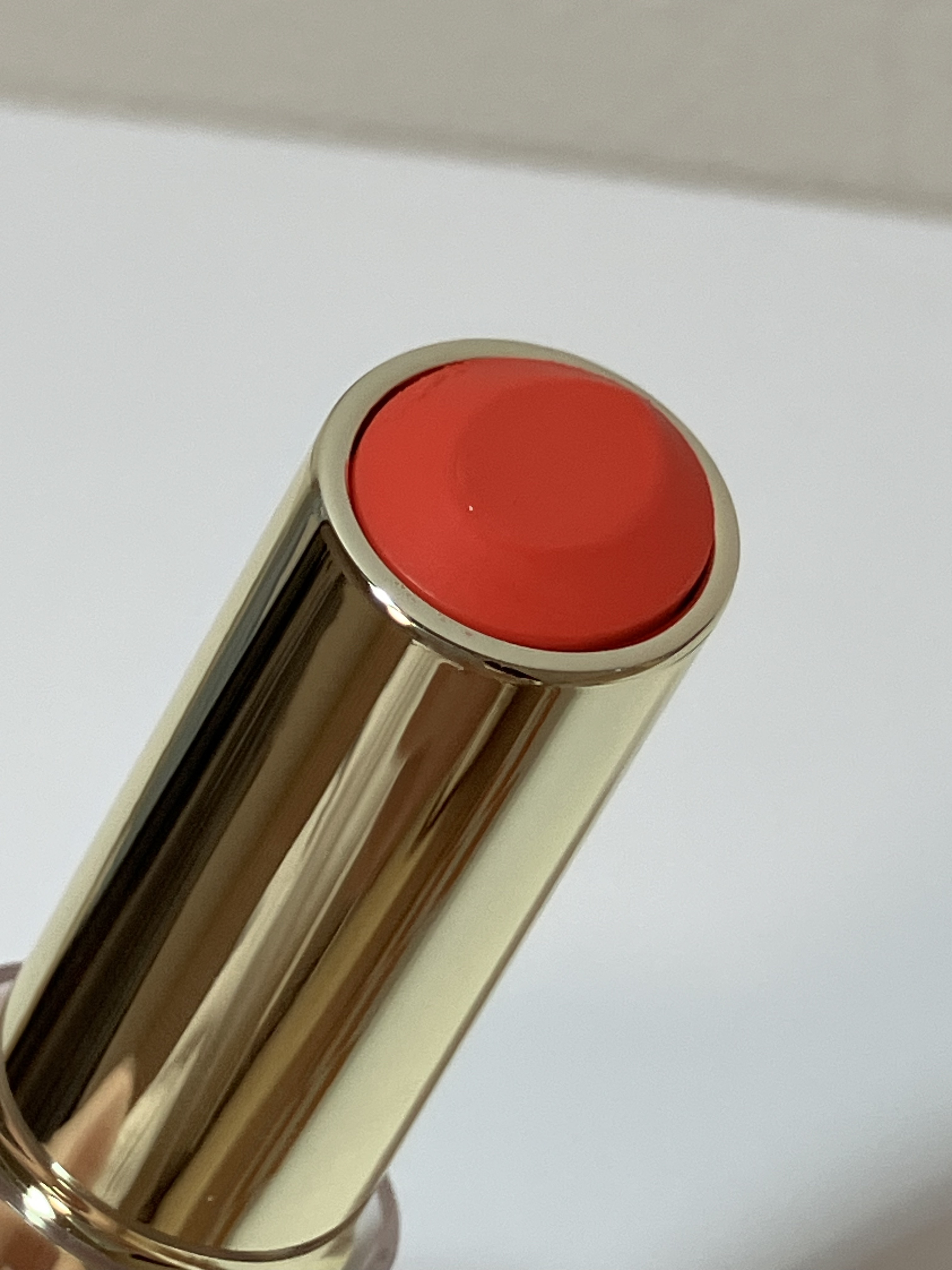 ラスティンググロスリップ/CEZANNE/口紅を使ったクチコミ（2枚目）