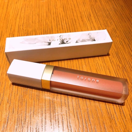 トーン ペタル エッセンス カラー バター/to/one/リップグロスを使ったクチコミ(1枚目)