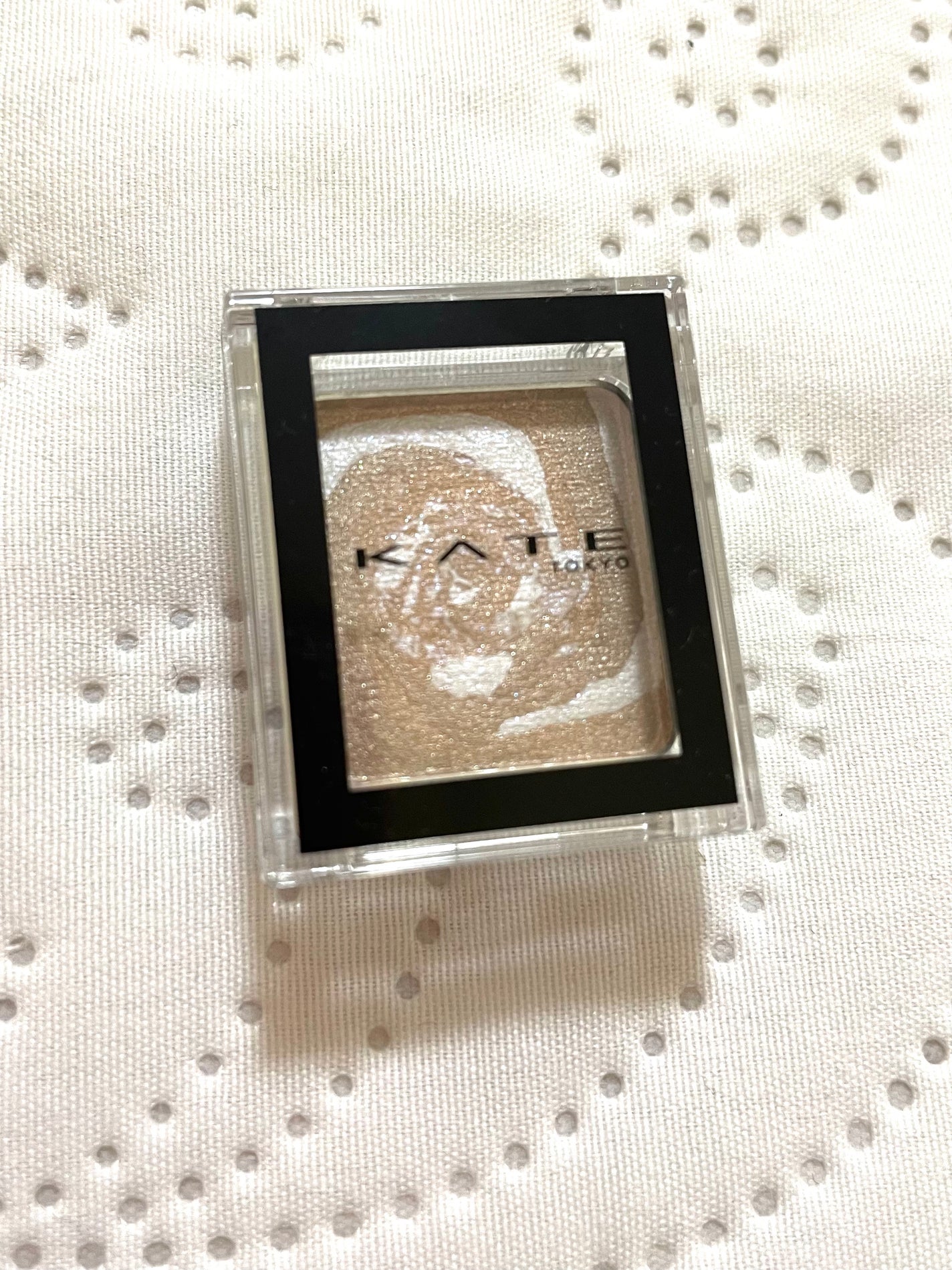 ザ アイカラー(マーブルインク)/KATE/単色アイシャドウを使ったクチコミ(1枚目)