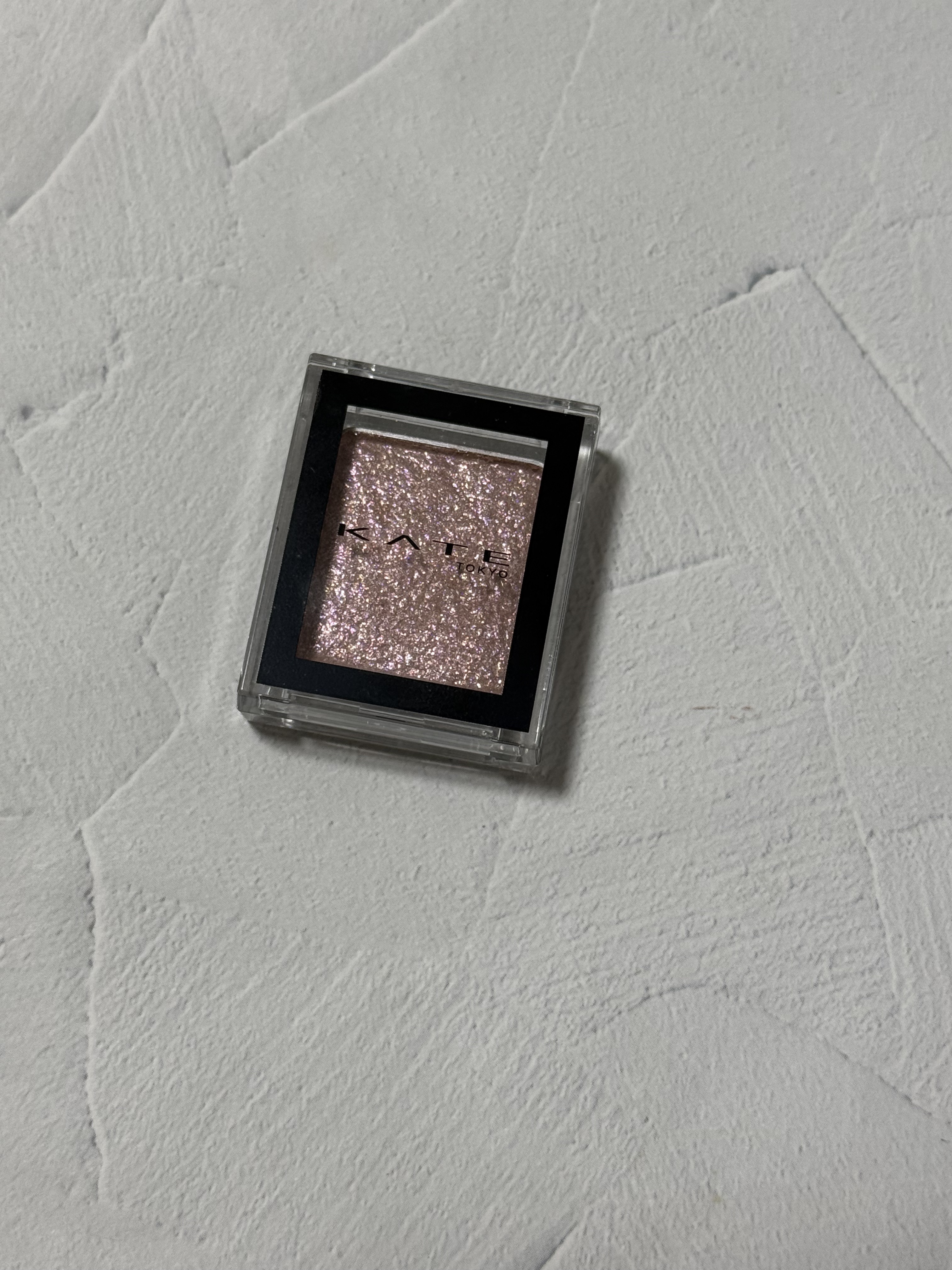 ケイト ザ アイカラー G302 シュガーピンク(Web限定)/KATE/単色アイシャドウを使ったクチコミ（1枚目）