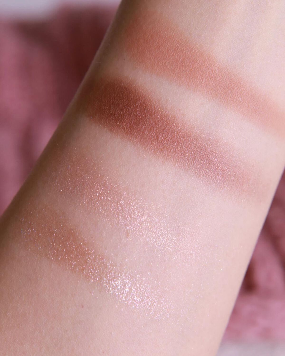 シャドーフラッシュ  BE703 ココアベージュ (稲妻スイッチ)/MAJOLICA MAJORCA/アイシャドウパレットを使ったクチコミ（3枚目）