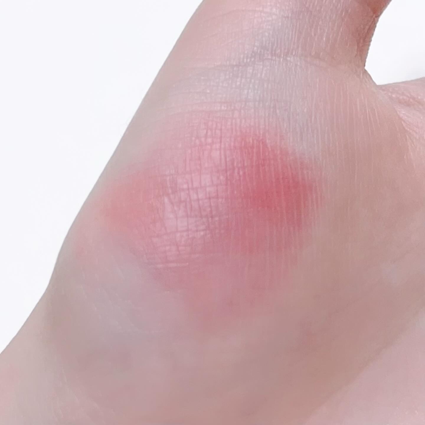 リップアンドチーク ブラーリープリンポット/fwee/口紅を使ったクチコミ（3枚目）