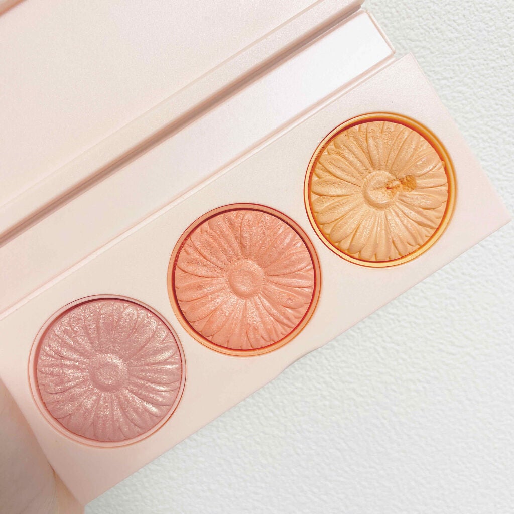 チーク ポップ オン ザ グロウ トリオ パレット/CLINIQUE/パウダーチークを使ったクチコミ(2枚目)