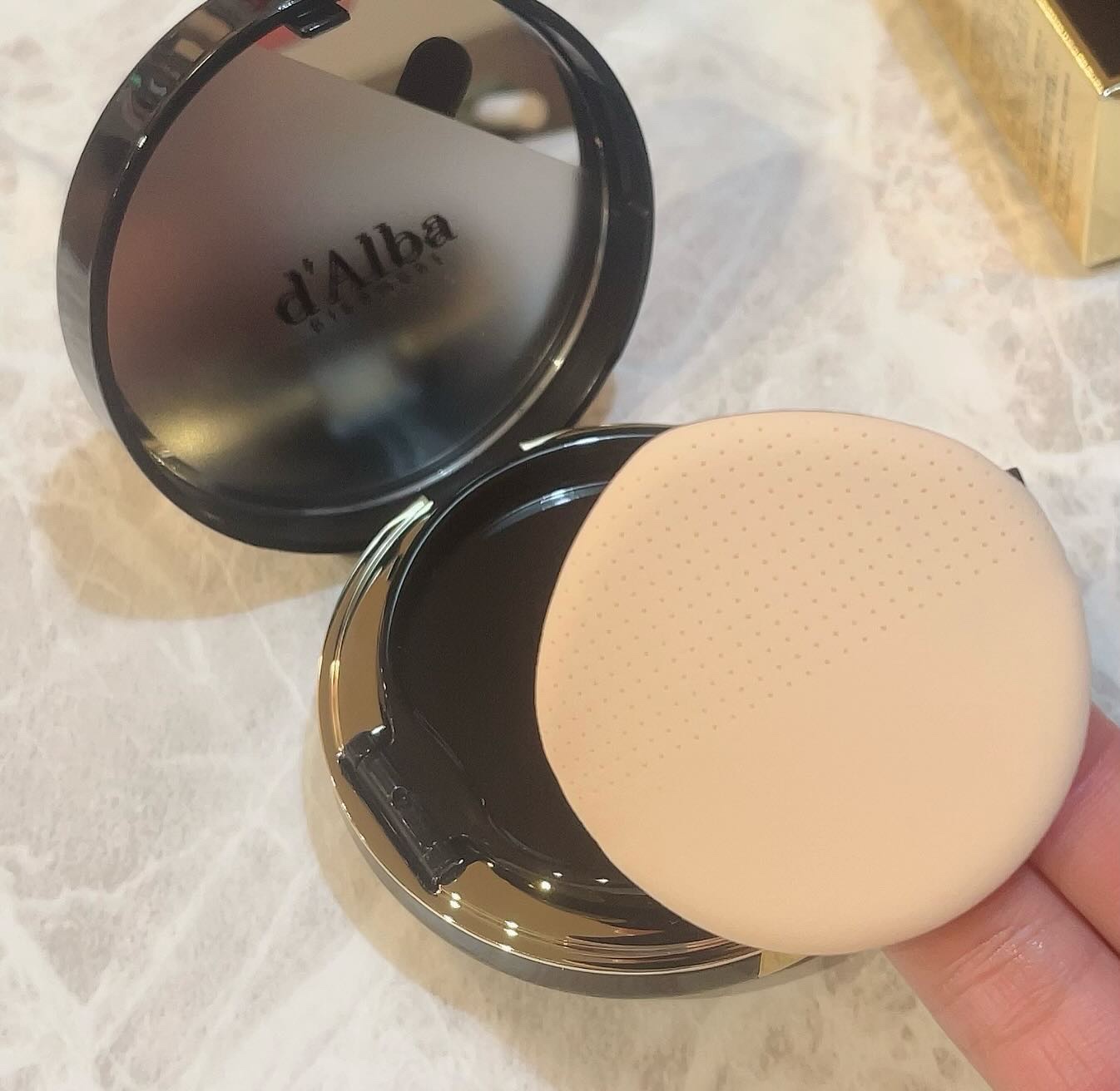 グロウフィットセラムカバークッション/ダルバ/クッションファンデーションを使ったクチコミ（2枚目）