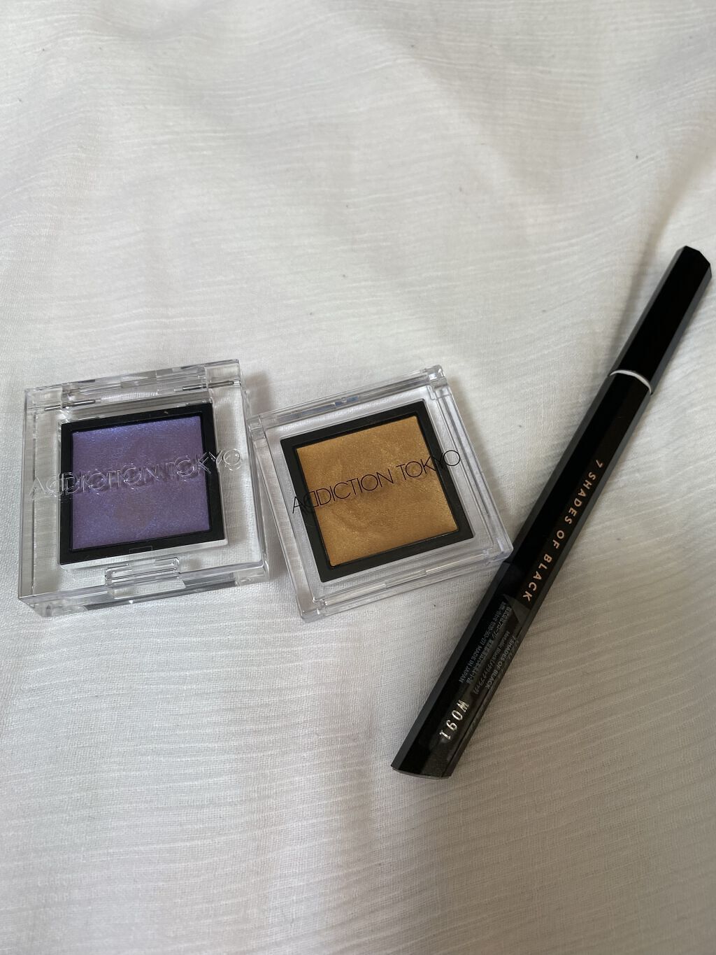 ザ アイシャドウ L 172 Vimana Gold/ADDICTION/単色アイシャドウを使ったクチコミ（2枚目）