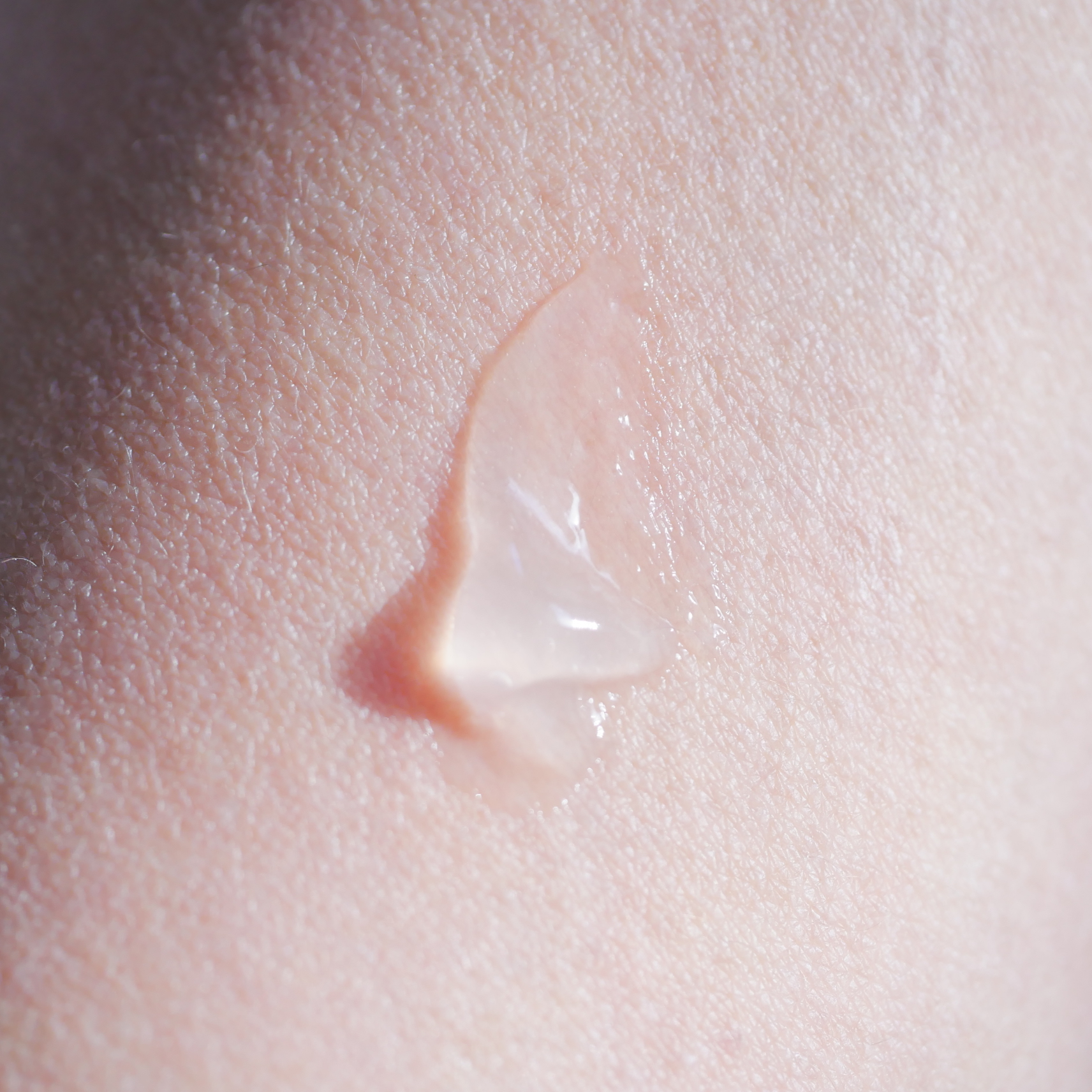 フィト バウンス アイ コントアー ソリューション/SUPEREGG /アイケア・アイクリームを使ったクチコミ（2枚目）