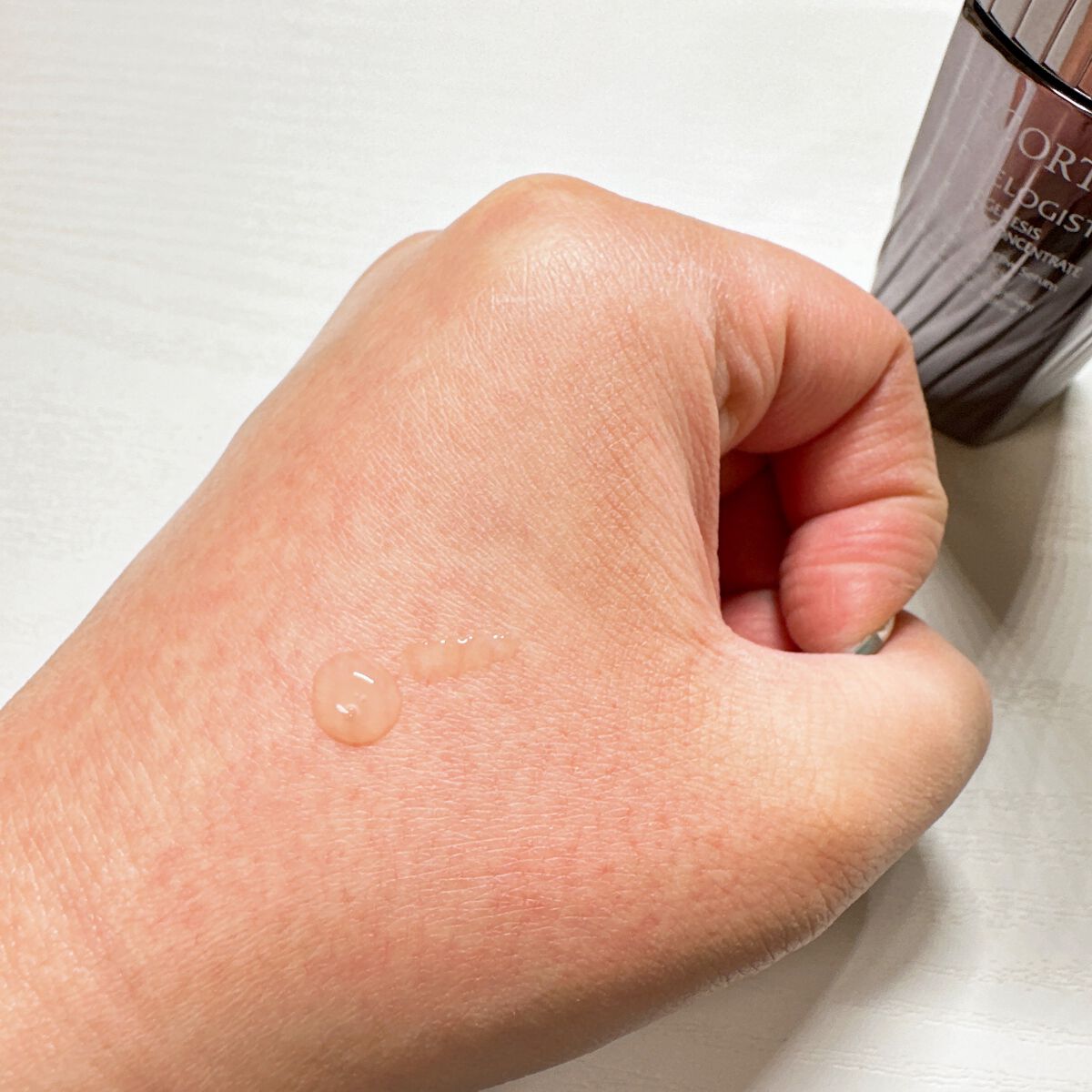 ホワイトロジスト ネオジェネシス ブライトニング コンセントレイト/DECORTÉ/美容液を使ったクチコミ(2枚目)