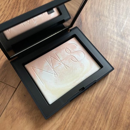 ライトリフレクティング プリズマティックパウダー/NARS/プレストパウダーを使ったクチコミ(1枚目)
