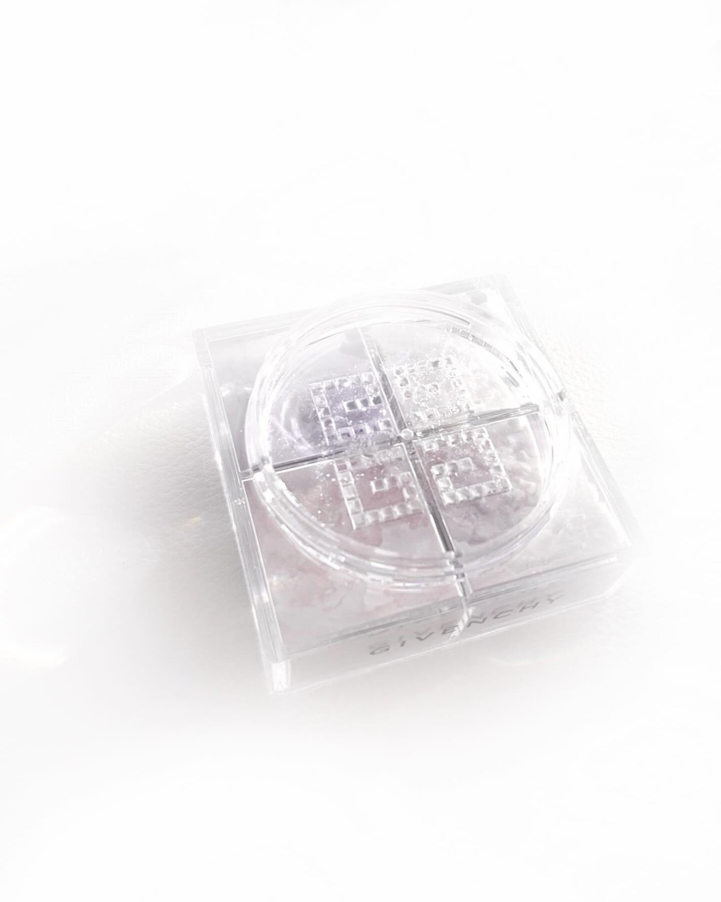 ããªãºã ã»ãªãŒãã«/GIVENCHY/ã«ãŒã¹ããŠããŒã䜿ã£ãã¯ãã³ãïŒ4æç®ïŒ