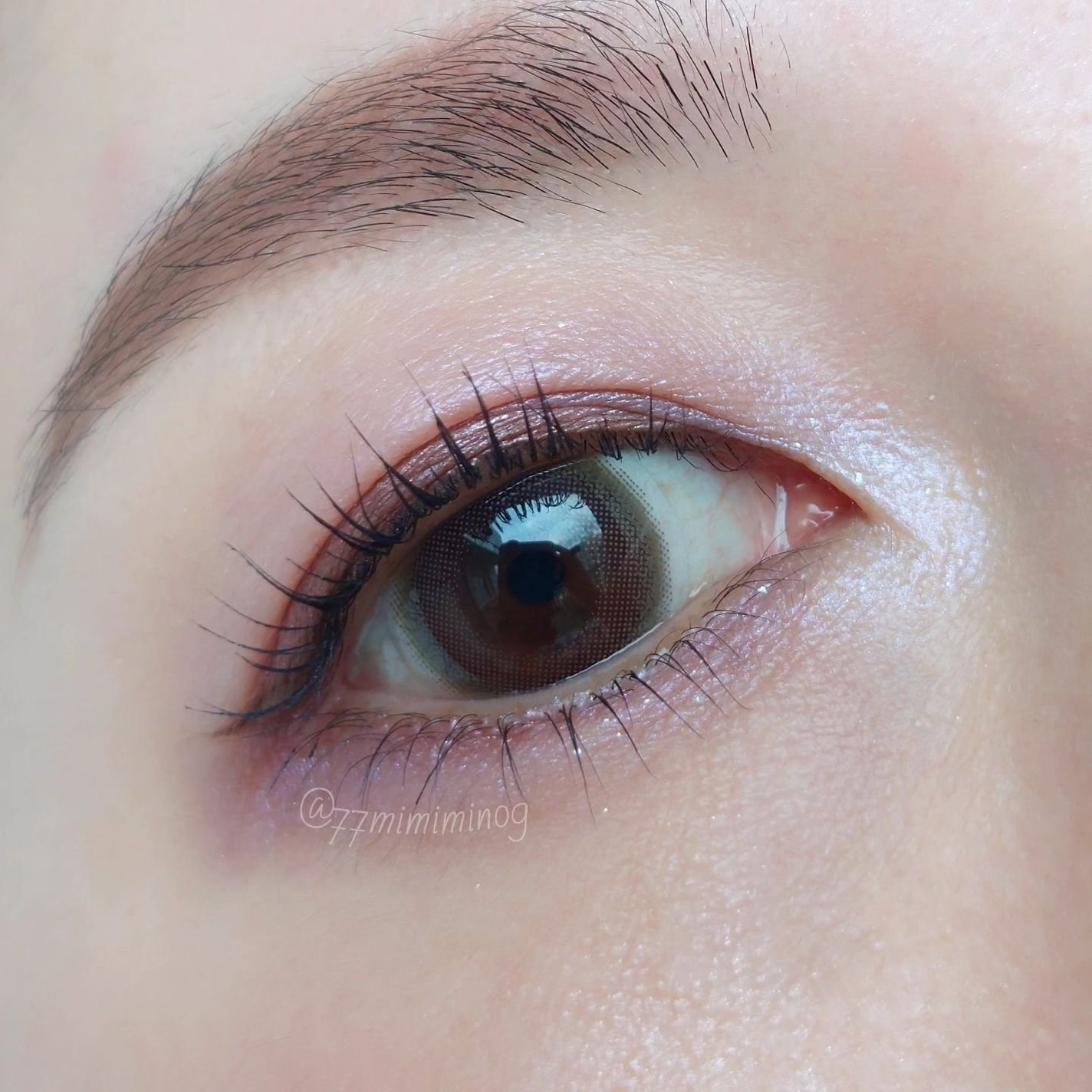 マルチカラーバリエーション トゥインクル/チャコット・コスメティクス/単色アイシャドウを使ったクチコミ(5枚目)