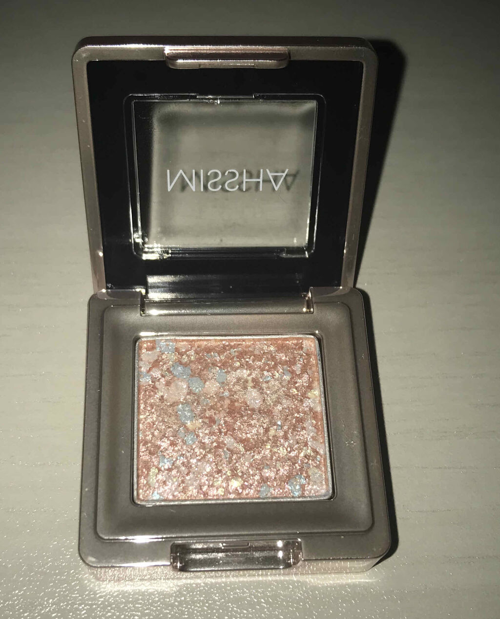 グリッタープリズム シャドウ/MISSHA/グリッターを使ったクチコミ（2枚目）