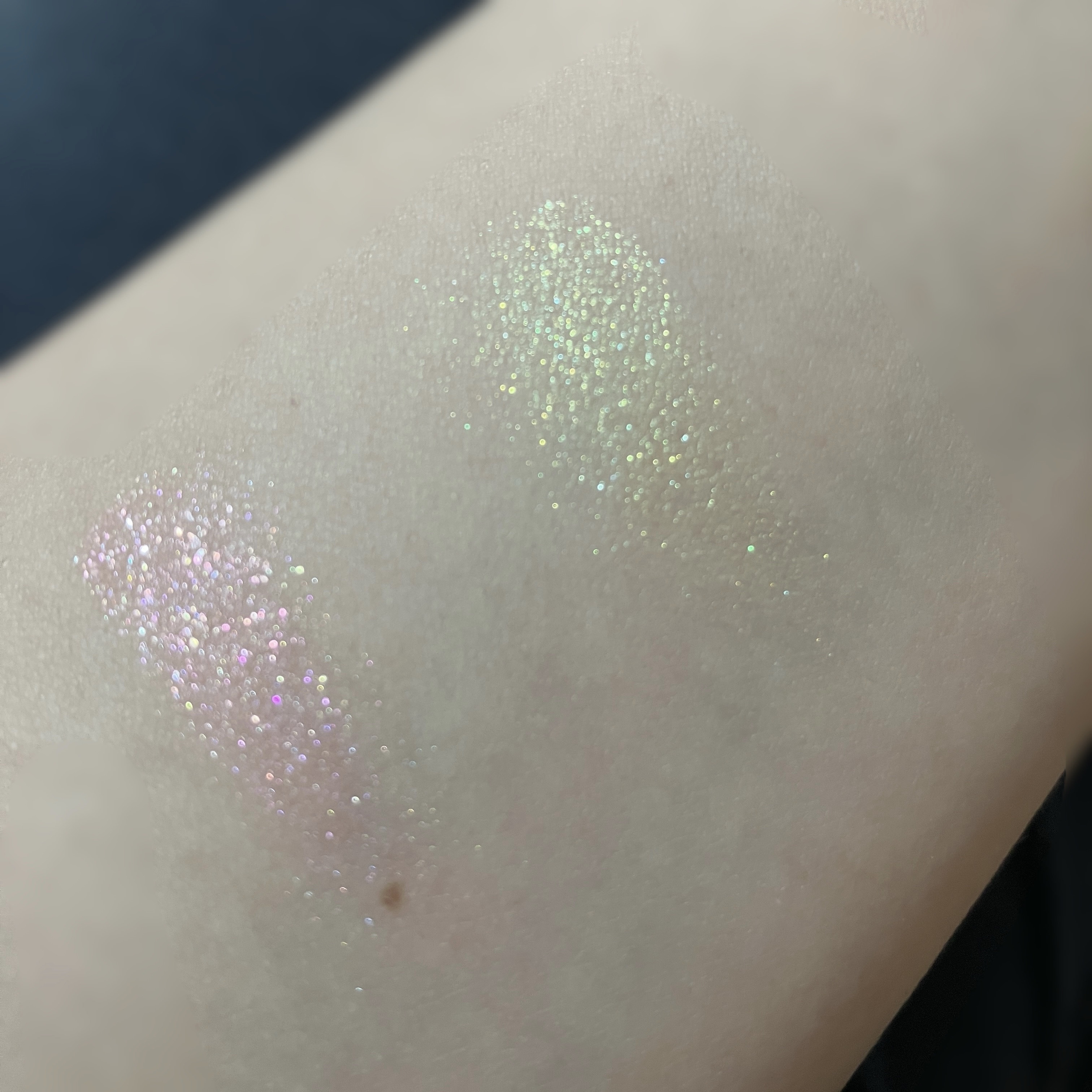 Little Bitty Moment Shadow 19 #Electrifying Smashing/lilybyred/アイシャドウパレットを使ったクチコミ（3枚目）