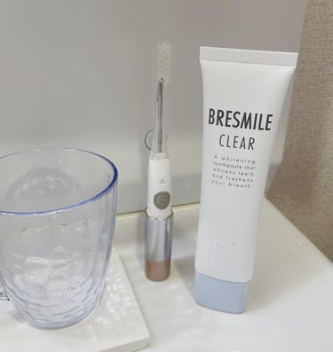 BRESMILE(ブレスマイル) ブレスマイルクリアのクチコミ「ブレスマイルクリアを使ってみました。

1本で口臭・ホワイトニングケアを叶える薬用歯みがき粉で.....」（2枚目）