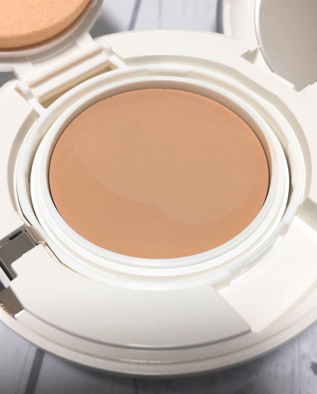 エリクシール シュペリエル つや玉ファンデーション/エリクシール/クリーム・エマルジョンファンデーションを使ったクチコミ(2枚目)