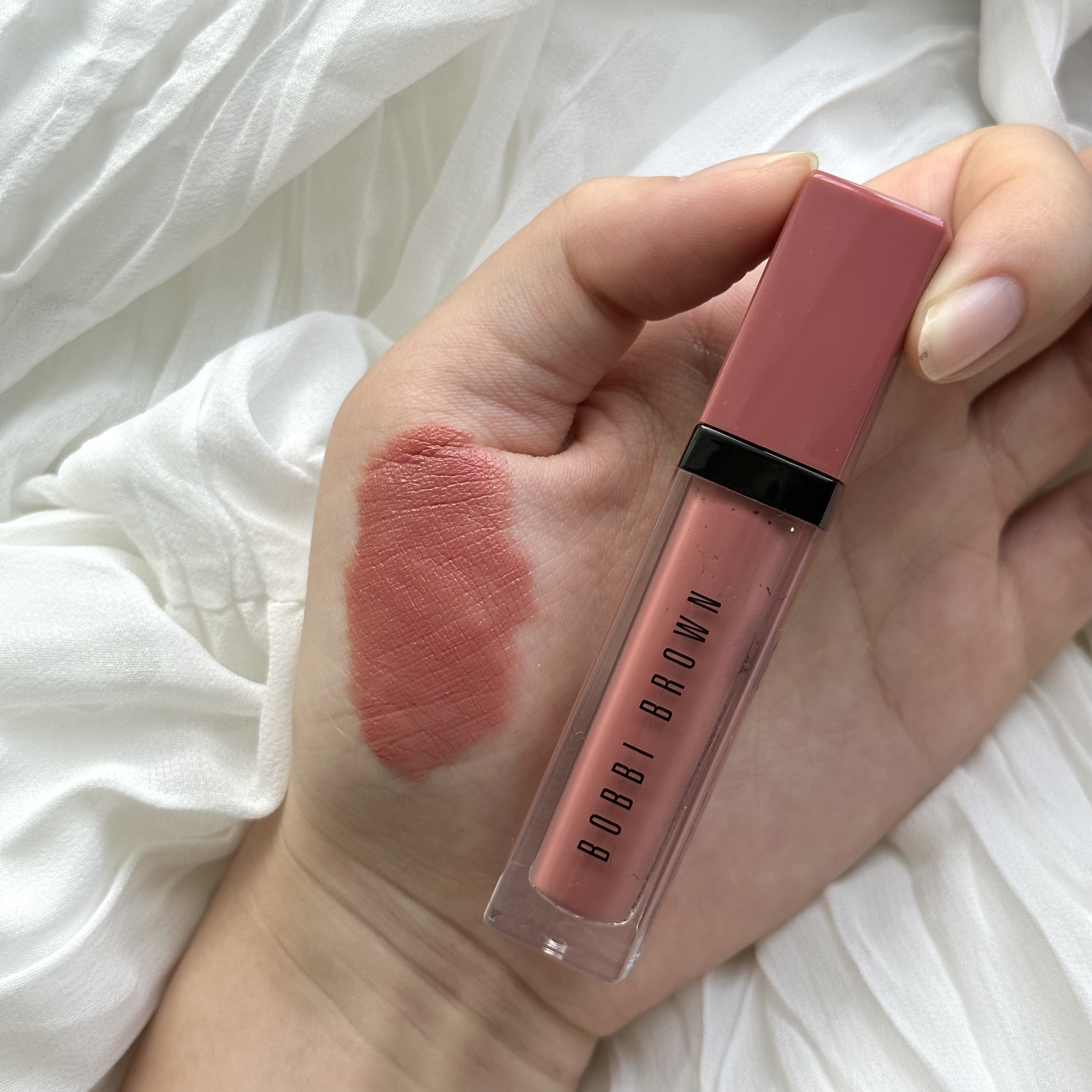 クラッシュド リキッド リップ 04 ジューシーデート/BOBBI BROWN/口紅を使ったクチコミ（3枚目）