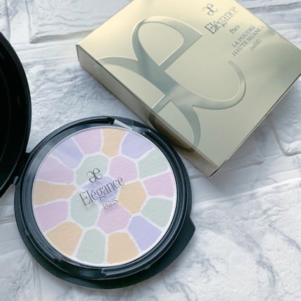 ラ プードル オートニュアンス/Elégance/プレストパウダーを使ったクチコミ(1枚目)