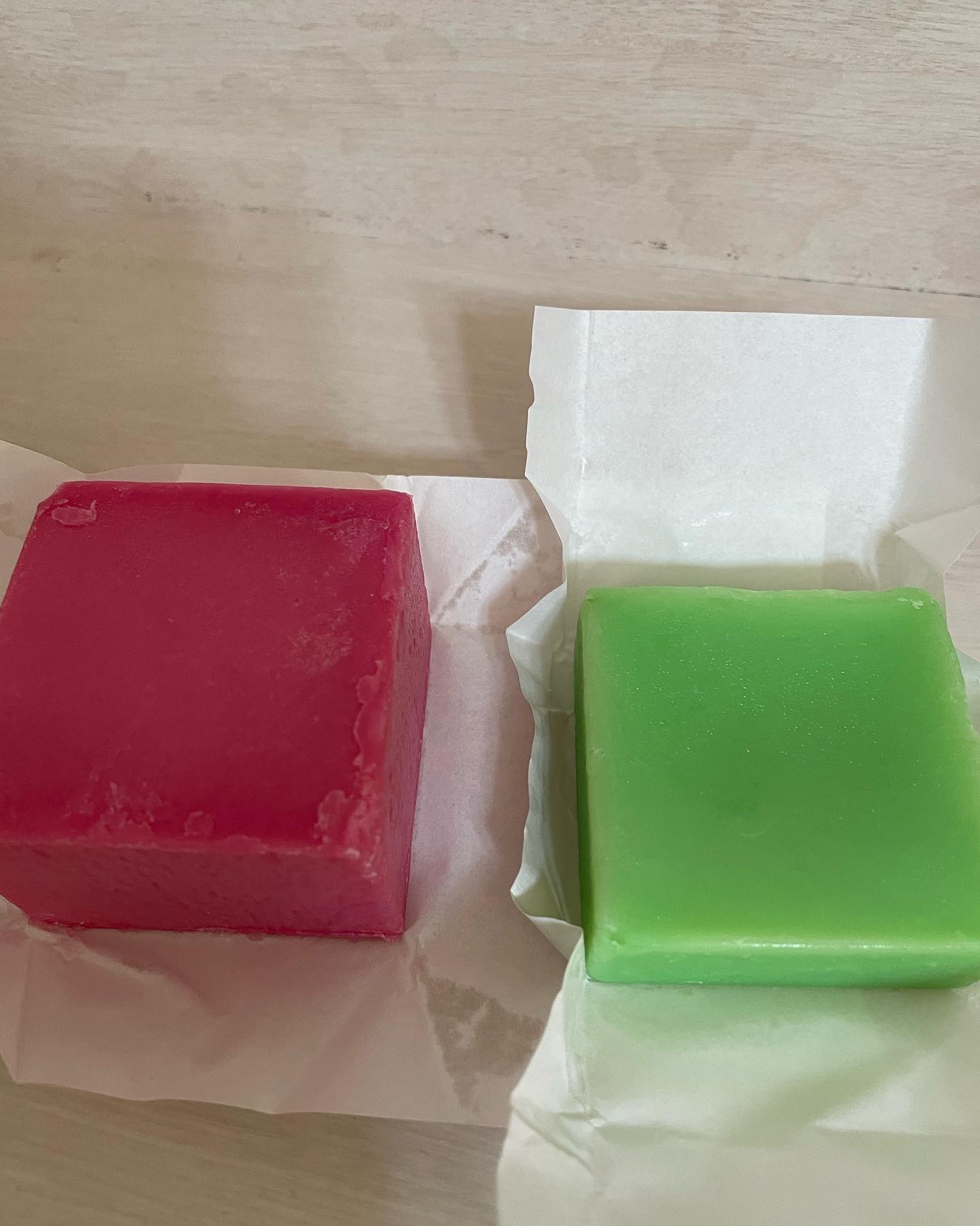 ヘアケアセット ピンカリシャス＆ガーディアン/Ethique/市販シャンプーを使ったクチコミ（2枚目）