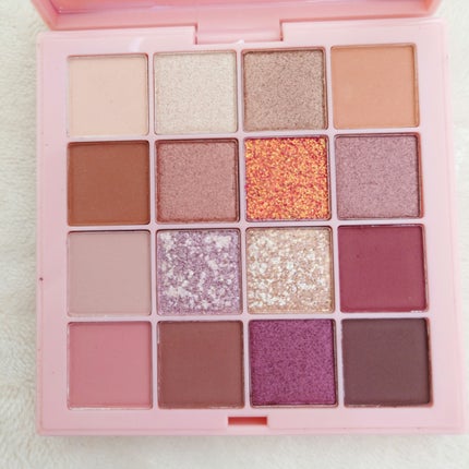 アイシャドウパレット/blingseaya/パウダーアイシャドウを使ったクチコミ(2枚目)