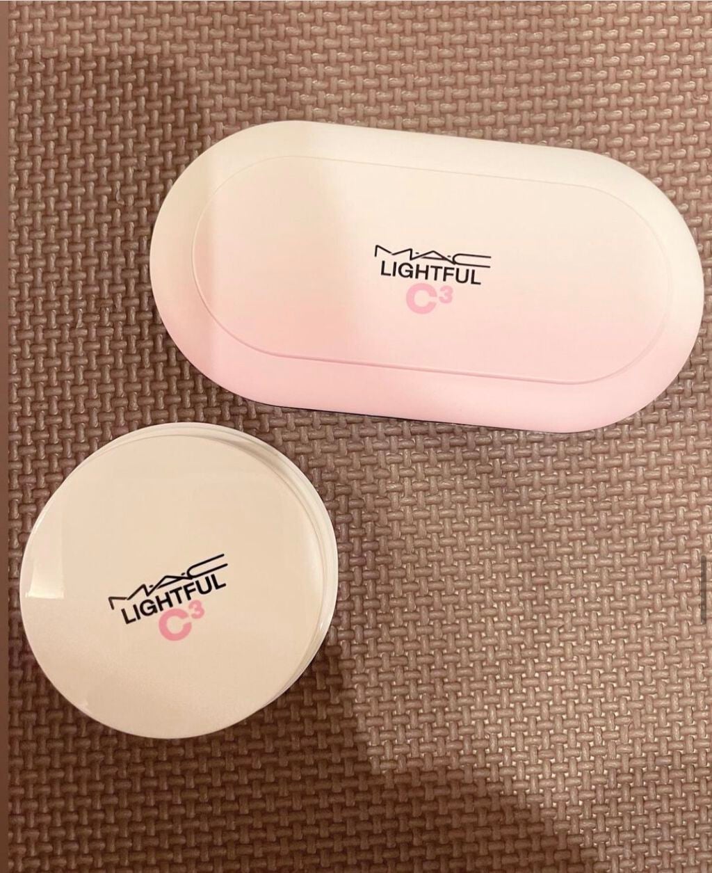ライトフル C3 ナチュラル シルク パウダーファンデーション/M・A・C/パウダーファンデーションを使ったクチコミ(1枚目)