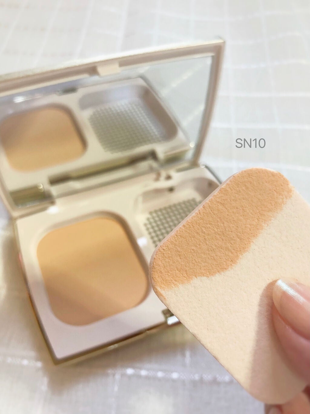 シルキー フィット/COVERMARK/パウダーファンデーションを使ったクチコミ(3枚目)