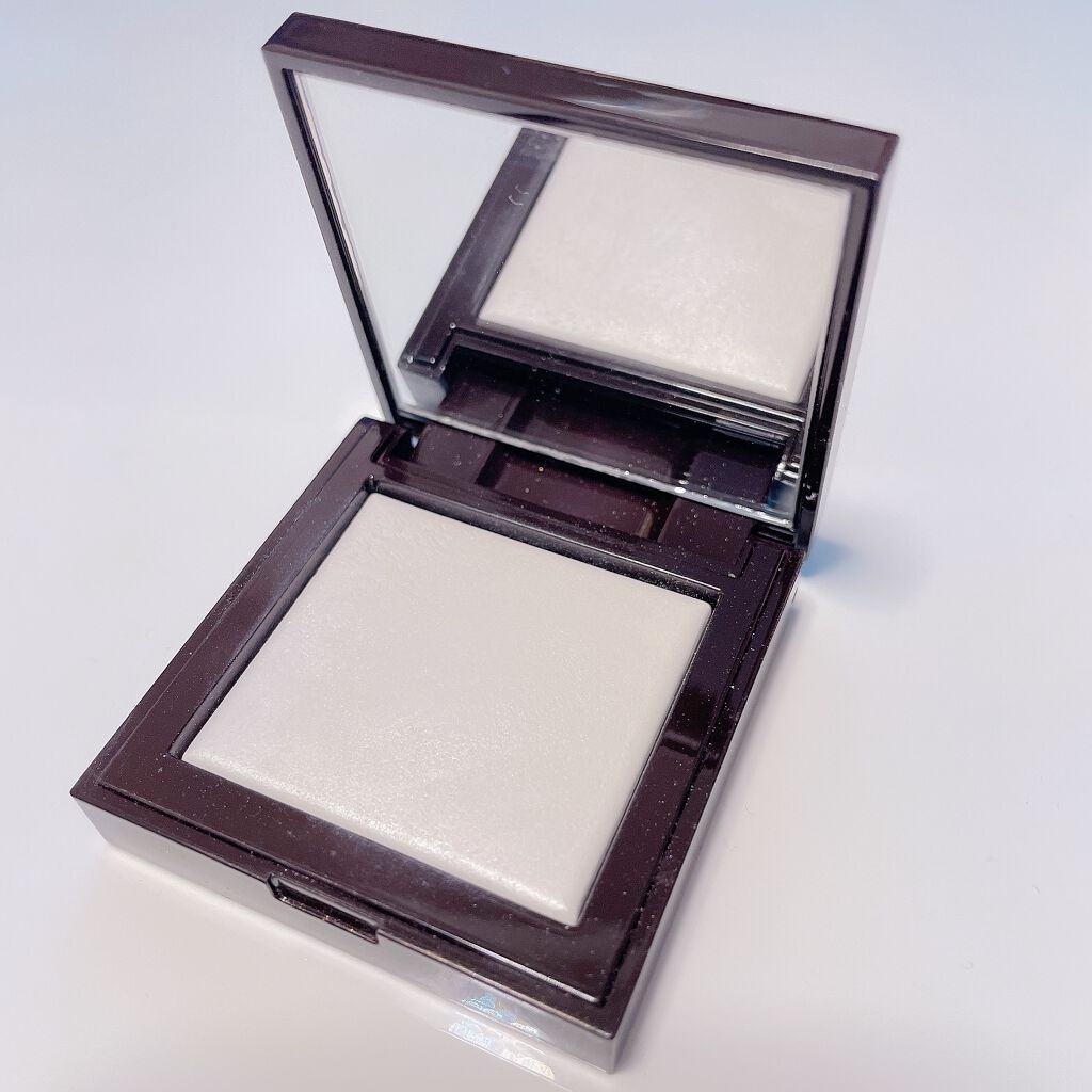 シークレット ブラーリング パウダー フォー アンダー アイズ/ローラ メルシエ/プレストパウダーを使ったクチコミ(1枚目)