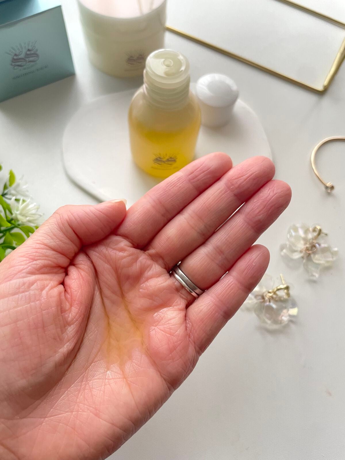 スージングオイル/SS by WHOMEE/フェイスオイルを使ったクチコミ(2枚目)