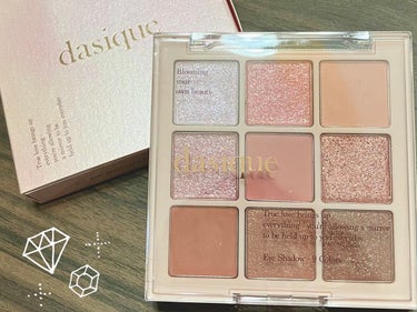 dasique　シャドウパレット04　パステルドリーム

ふんわり春色アイシャドウが欲しくてLIPSにて購入🌸

ラメも綺麗💕左上の偏光ラメがテンション上がる

まだあまり使いこなせてないのですが…

