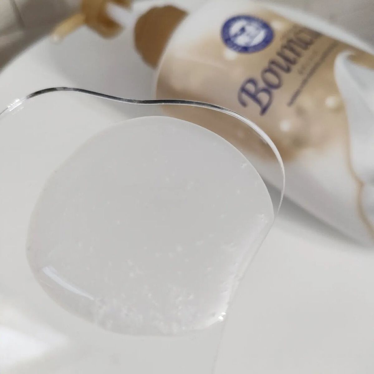 バウンシア ボディソープ プレミアムモイスト＜しっとりタイプ＞/Bouncia/ボディソープを使ったクチコミ（3枚目）