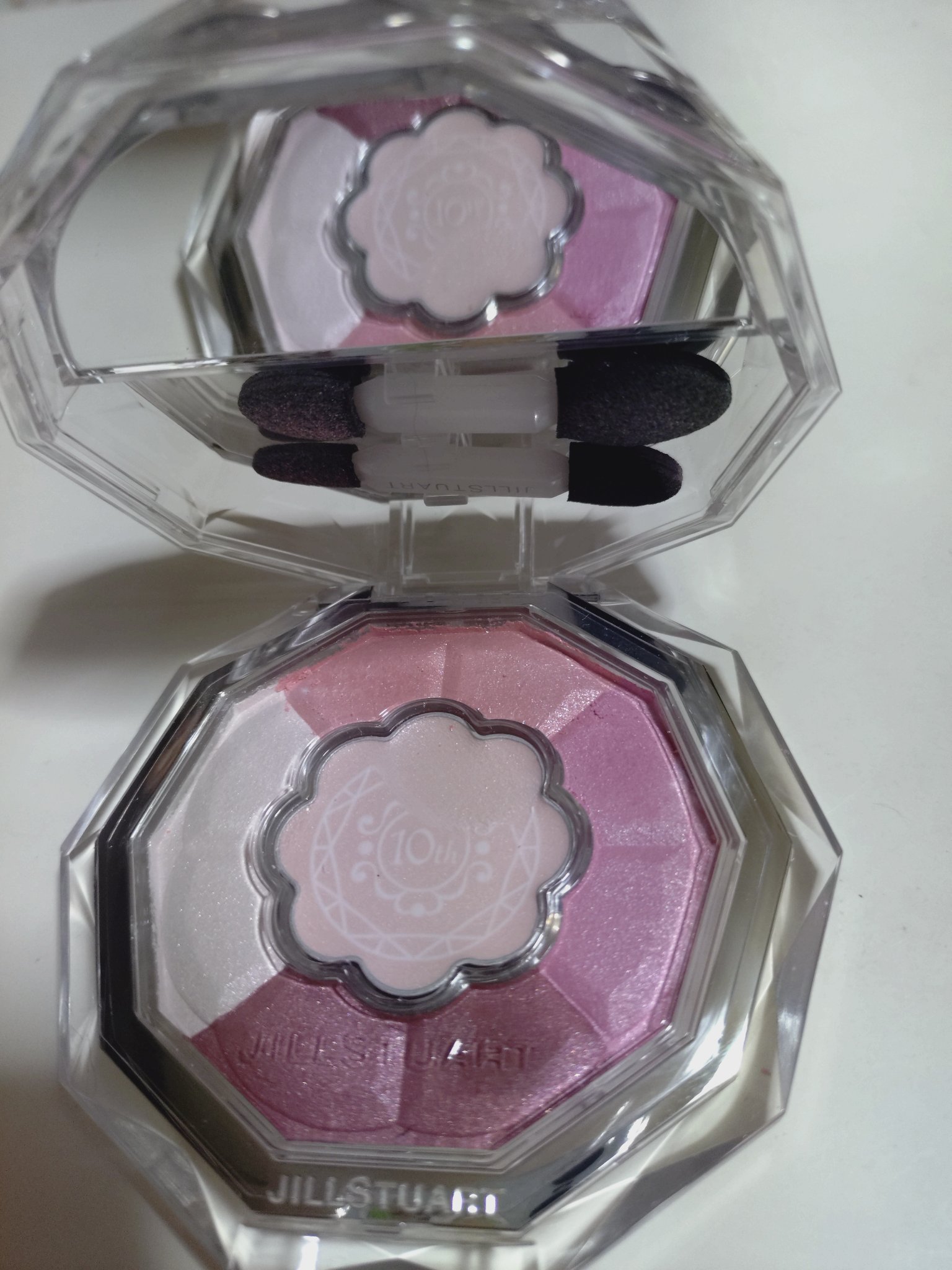 ジルスチュアート クリスタルブルーム ブルームクチュール アイズ/JILL STUART/アイシャドウパレットを使ったクチコミ（1枚目）