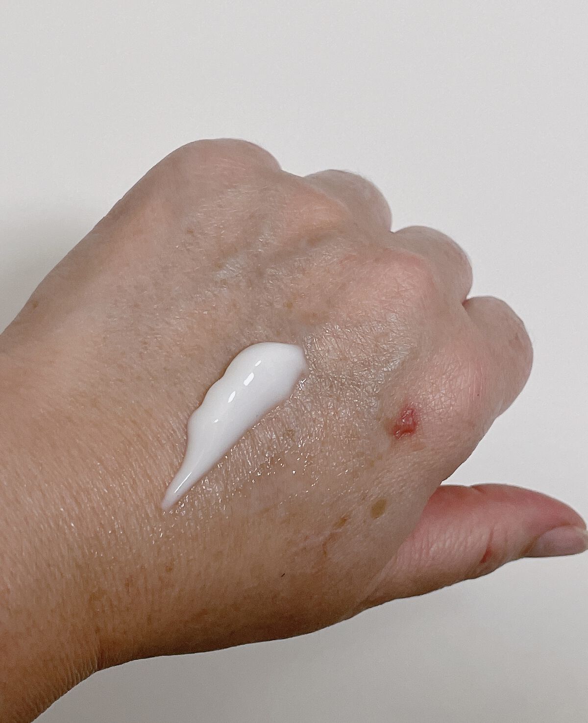 美肌Moisture emulsion/J-eclat beauty/乳液を使ったクチコミ（2枚目）