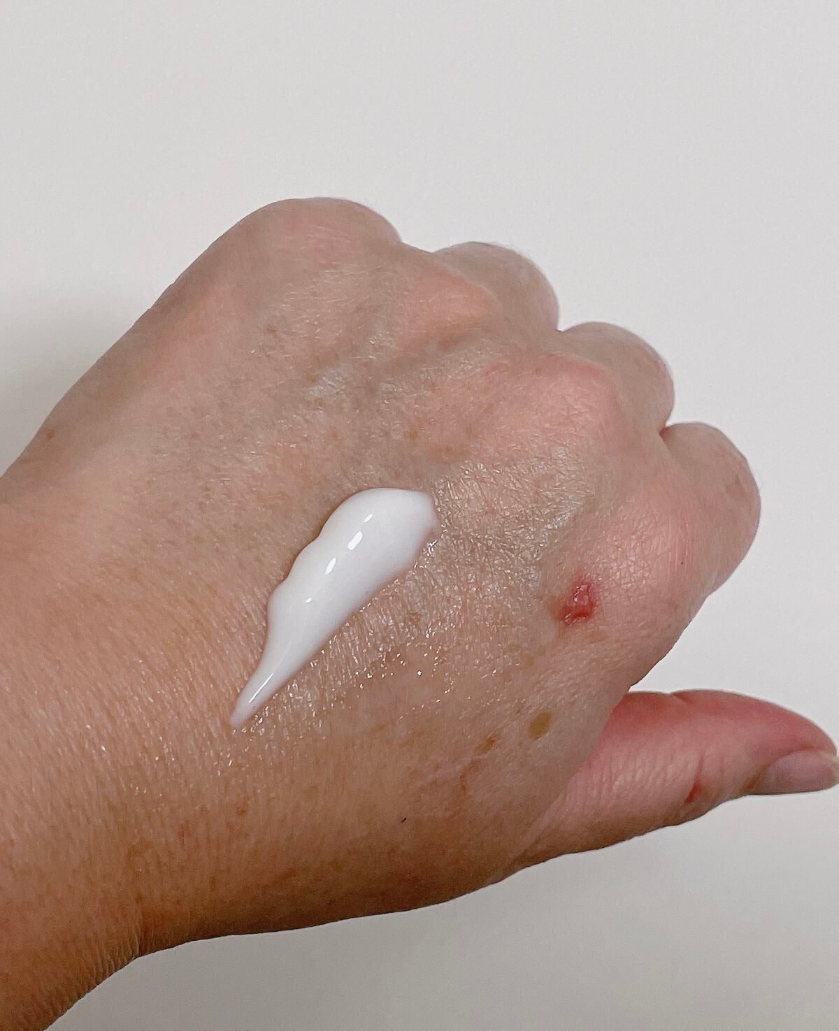 美肌Moisture emulsion/J-eclat beauty/乳液を使ったクチコミ(2枚目)