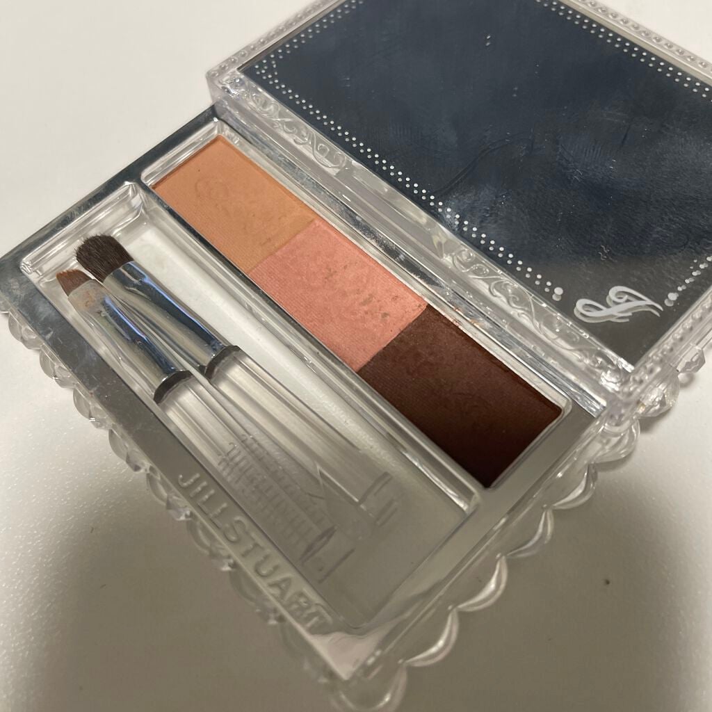 ジルスチュアート ニュアンスブロウパレット/JILL STUART/パウダーアイブロウを使ったクチコミ(1枚目)