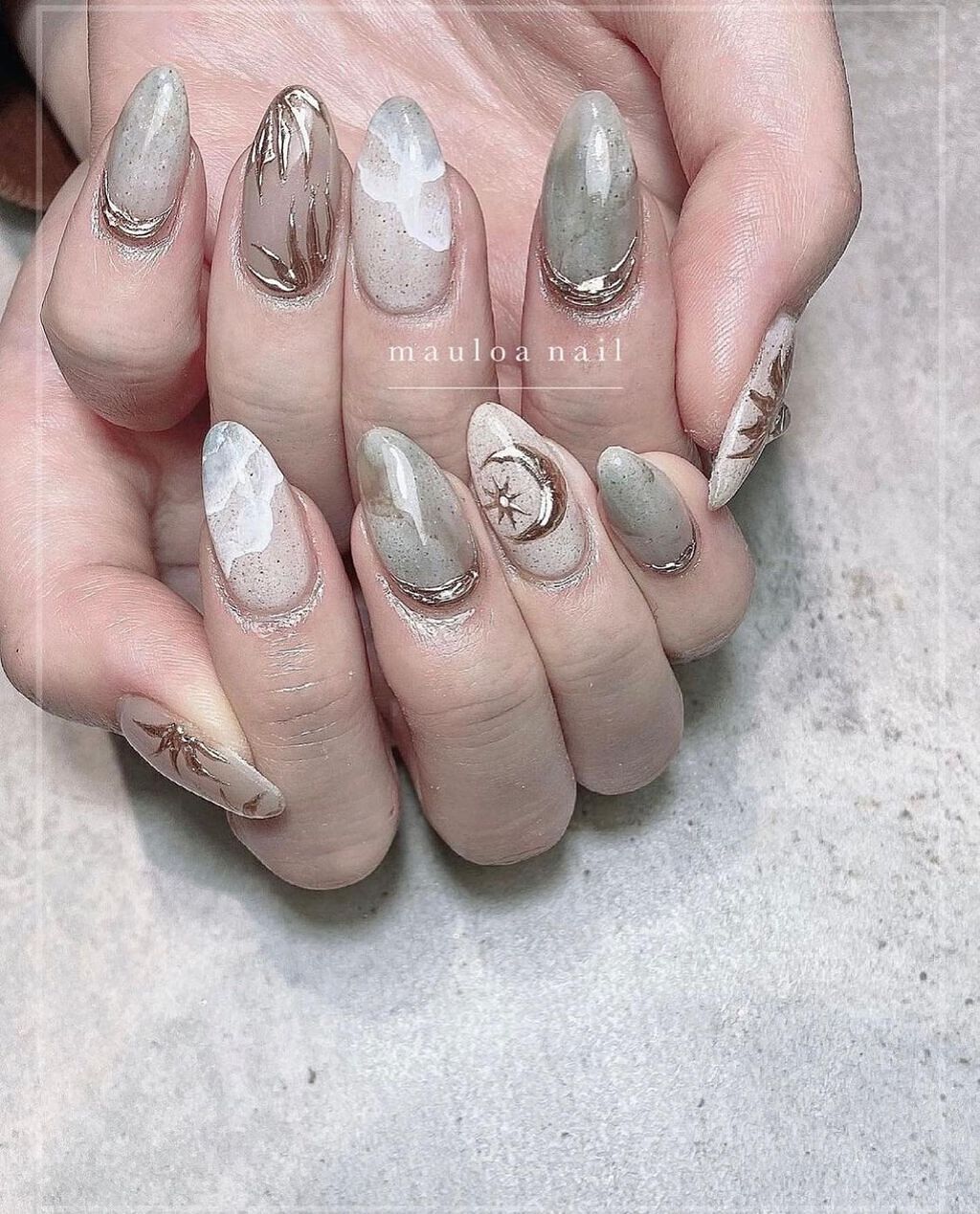 mauloa_nail on LIPS 「・🌞🌞🌞・ネイルやり方動画fantistにて多数更新してます☺..」(1枚目)