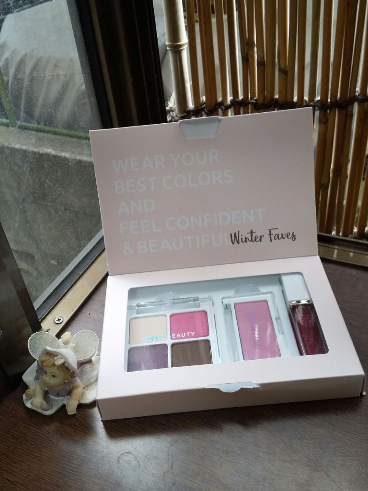 コスメと7MEN侍が大好き! on LIPS 「FAVESBEAUTYFAVESBOXWINTERです。ご存じ..」(1枚目)