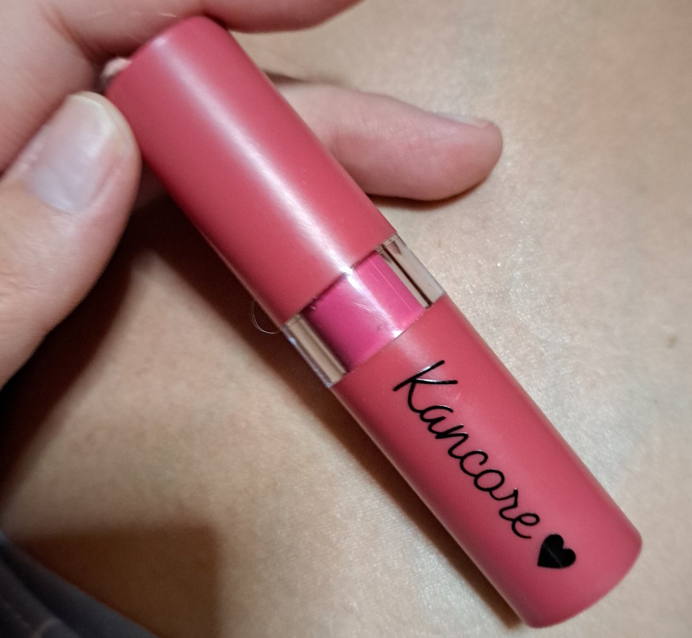 実吉🎀仲良しチャンネル🎀 on LIPS 「ダイソーのリップ!カンコレ マットリップスティック コーラル気..」(1枚目)