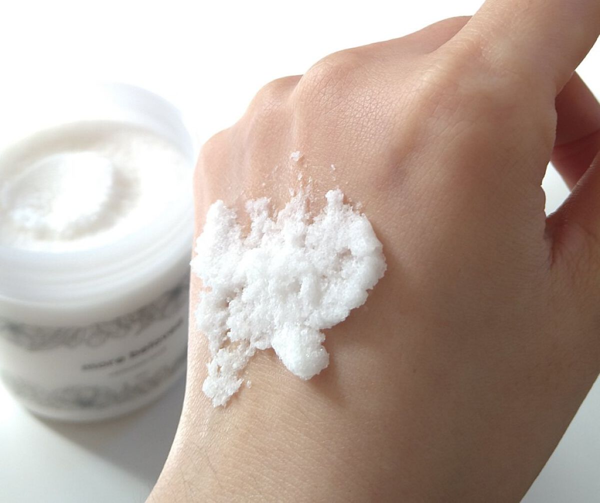 メディケイテッド ホワイトニングジェル/more beloved/バストケア・ヒップケアを使ったクチコミ（2枚目）