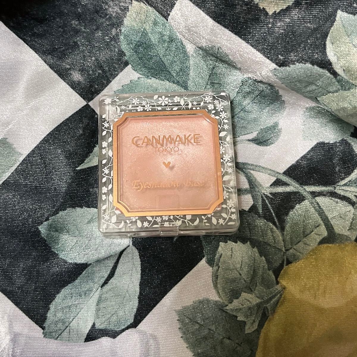 アイシャドウベース/キャンメイク/アイシャドウベースを使ったクチコミ(4枚目)