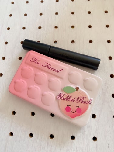 ティックルドピーチ ミニ アイシャドウ パレット/Too Faced/パウダーアイシャドウを使ったクチコミ（2枚目）