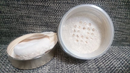 AQ MW フェイスパウダー/DECORTÉ/ルースパウダーを使ったクチコミ(3枚目)