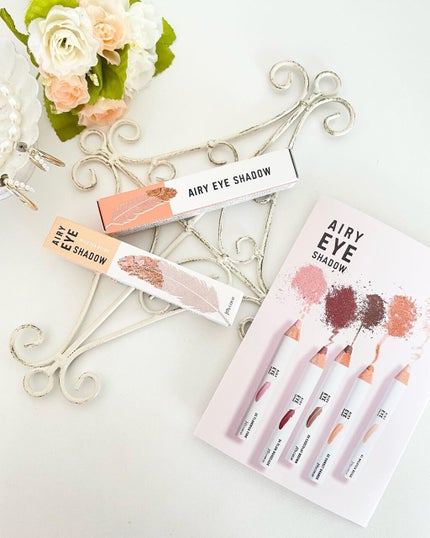 ジョイココ エアリーアイシャドウ/Joy.coco(ジョイココ)/単色アイシャドウを使ったクチコミ(4枚目)