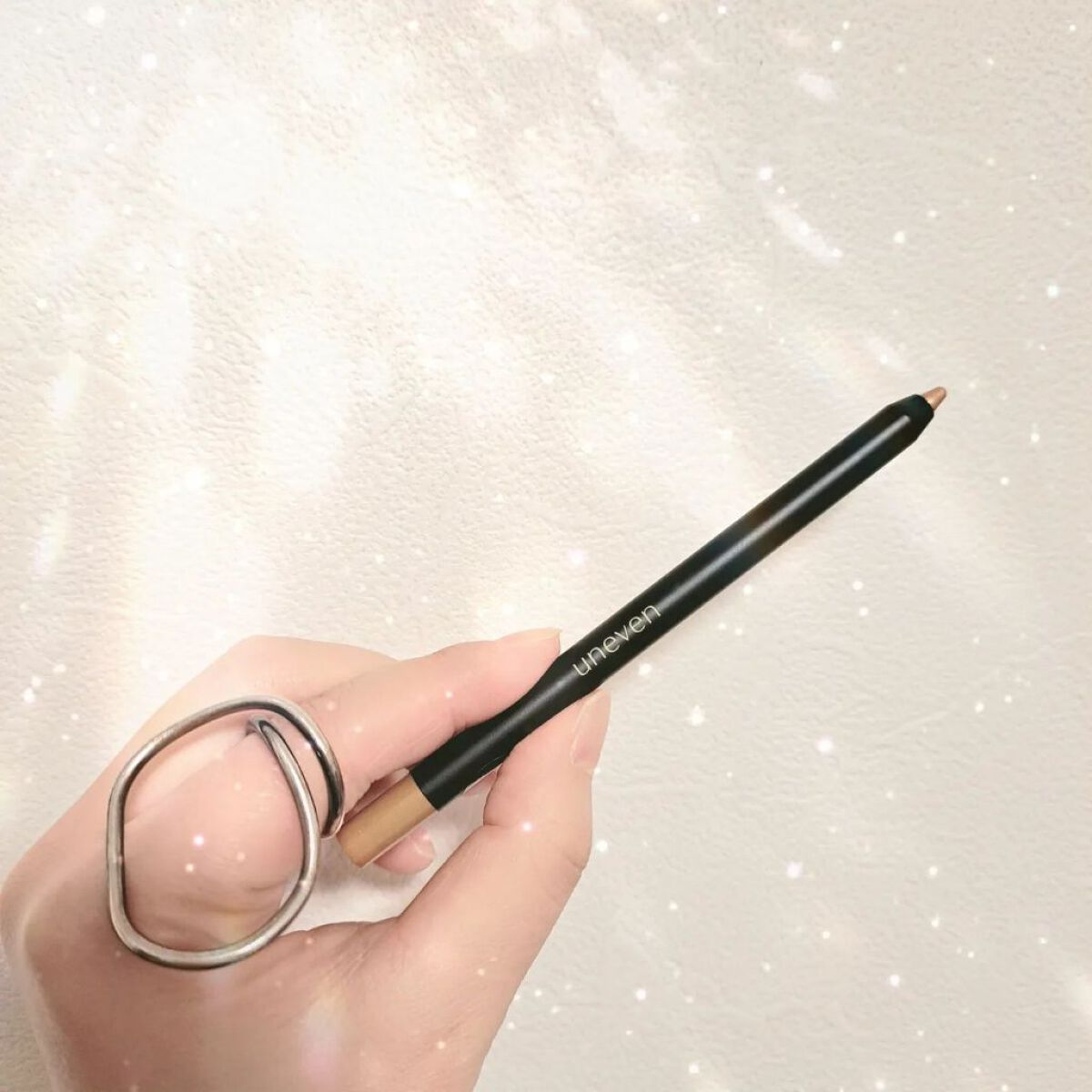 カラーリングソフトアイライナー デイブレイク/uneven/ペンシルアイライナーを使ったクチコミ（1枚目）