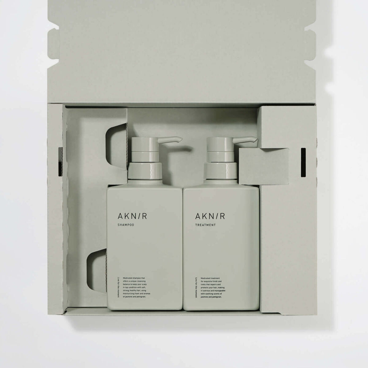 薬用ヘアシャンプー＆トリートメント AKNIR