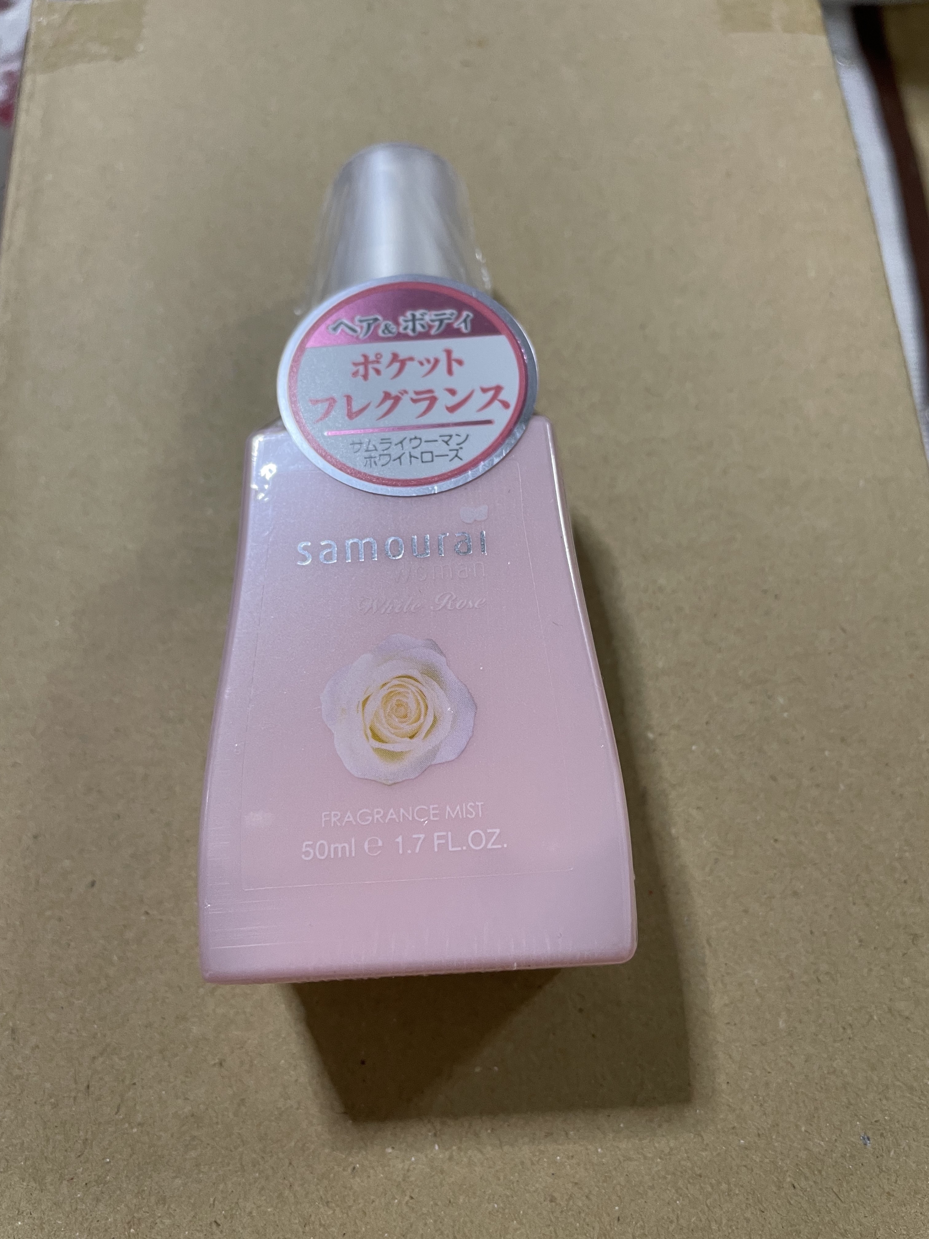 ホワイトローズ フレグランスミスト/サムライウーマン/香水(レディース)を使ったクチコミ（2枚目）