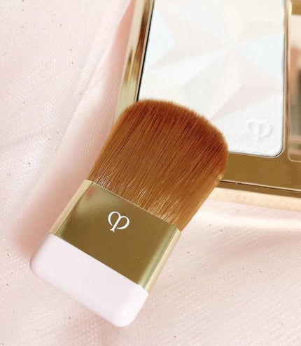 クレ・ド・ポー ボーテ レオスールデクラ/クレ・ド・ポー ボーテ/パウダーハイライトを使ったクチコミ(5枚目)