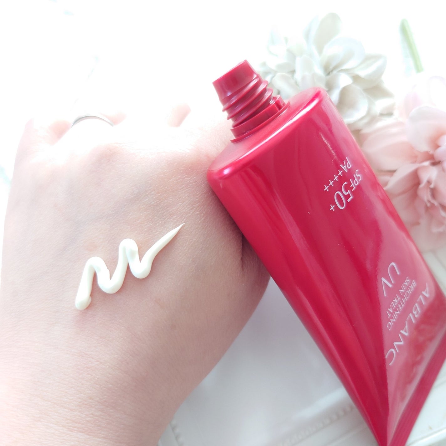 ブライトニングスキントリートUV/ALBLANC/日焼け止めローションを使ったクチコミ(3枚目)