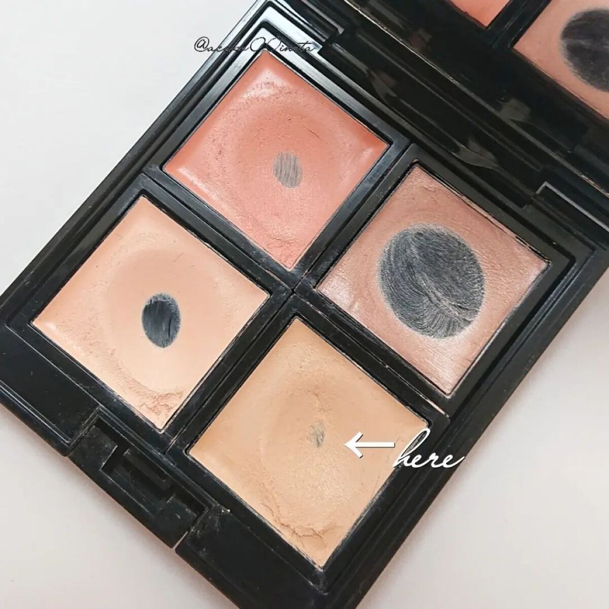 スキンリフレクト　フレッシュ コンシーラー 001 Ivory/ADDICTION/パレットコンシーラーを使ったクチコミ（2枚目）