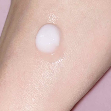 ニベア スキンミルク さっぱり やさしいフローラルの香り/ニベア/ボディミルクを使ったクチコミ(2枚目)