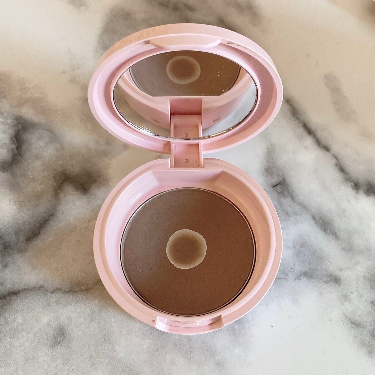 フーミー ちっちゃ顔シャドウ/WHOMEE/シェーディングを使ったクチコミ(1枚目)