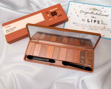 
LIPSさんのプレゼント企画に当選して
ETUDE プレイカラーアイシャドウ レザーショップ
を頂きました🎁

左から3色ずつ並べてスウォッチしてます👀

オレンジみがある可愛い色…！
黄み&赤みブラ