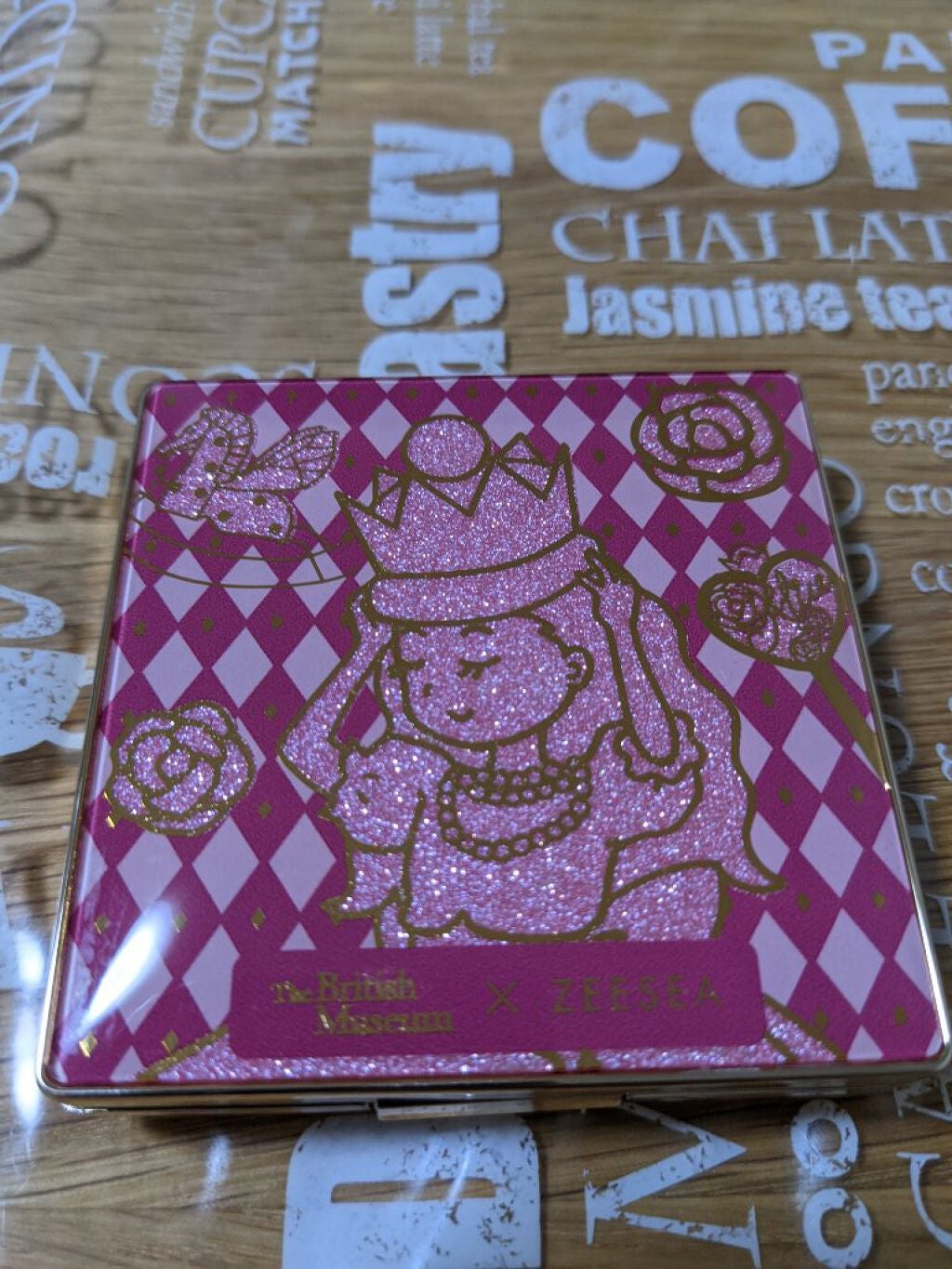 ドリームランドアイシャドウ ( 4シェード )/ZEESEA/アイシャドウパレットを使ったクチコミ(1枚目)